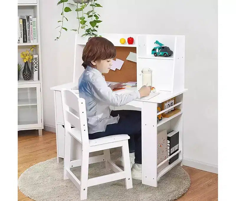 Set scrivania e sedia per bambini, scrivania in legno per bambini con credenza, libreria, armadietti e bacheca in sughero, scrivania per ragazzi e ragazze