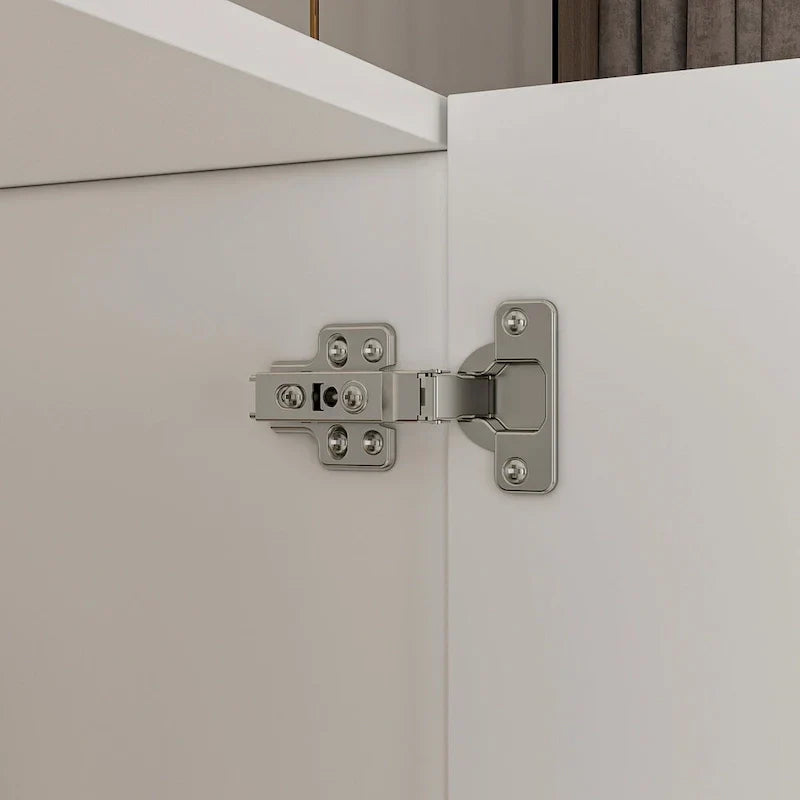 Armadio moderno freestanding in legno massiccio con ripiani